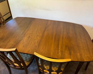 Broyhill Brasilia Table