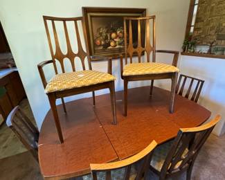 Broyhill Brasilia Table and 6 Chairs