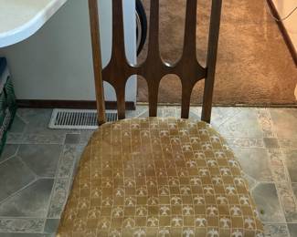 Broyhill Brasilia Chair