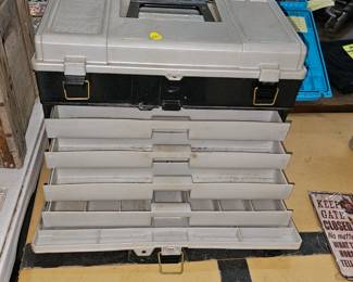 TACKLE BOX