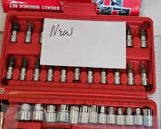 SOCKET WRENCH SET