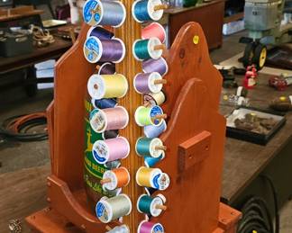 SPOOL THREAD DISPLAY / STORAGE