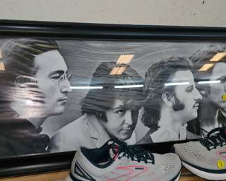 FRAMED BEATLES PICTURE DECOR
