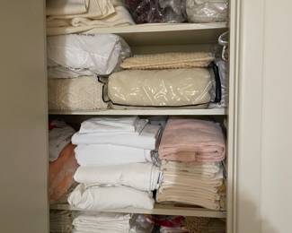 Blankets,sheet sets....towels in excellent shape.