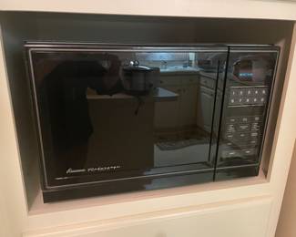 Microwave in excellent shape