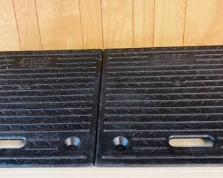 6" Street Solutions Curb/Step Ramps. 1 Pair.