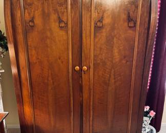 Double Door Wood Wardrobe.