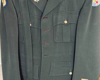 U.S. Army Officer Uniform Jacket. Top Condition.