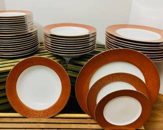 Sango China. Charlemagne. 67 pc.