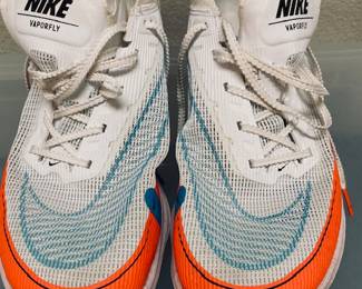 Nike ZoomX VaporFly NEXT% 2 Rush Orange And Laser Blue.