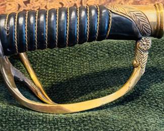 Vintage US ARMY/Cavalry Officer Sword.