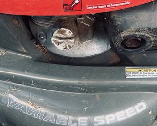 Honda HRX 21" Lawn Mower, Self Propel, Blade Stop System. Runs GREAT.