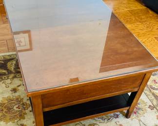 Bassett Solid Wood Coffee Table w/Glass Topper.