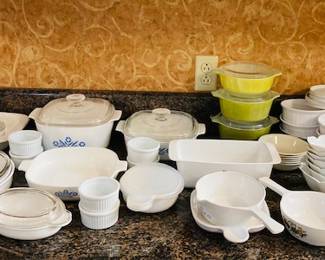 Variety of Corning Ware. Cornflower with Lids.