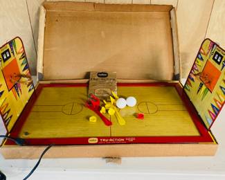 Vintage 1960s Tudor Tru-Action Electric Basketball Game.