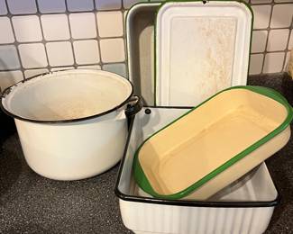 Enamel pans