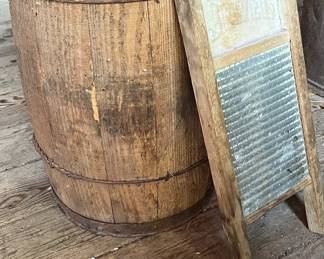Wooden barrel and wash board
