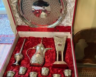 Presentation Silver Plate Set