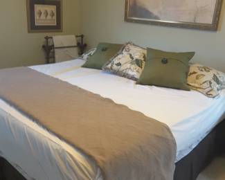 King size mattress set...great condition 