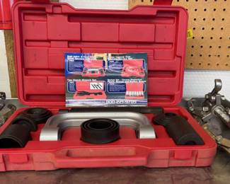 Ball Joint and Wheel Driver Kit