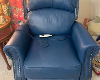 Easy Up Leather Recliner Chair Excellent 