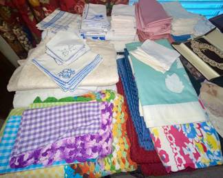 Vintage Napkins, Tablecloth’s, Runners