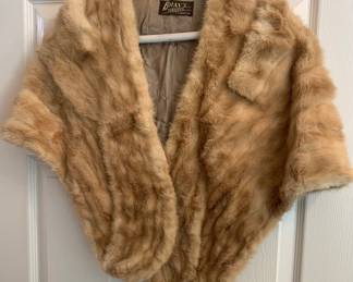 Bray’s Furriers Mink Wrap