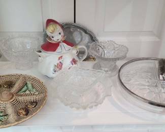 Riding Hood Tea Pot, Relish Dishes