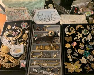 Sets, watches,  bracelets, Beaded purses