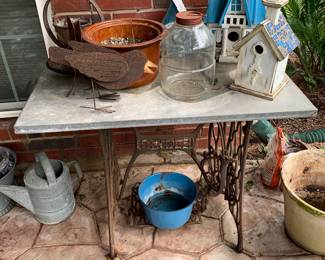 Sewing base table, Birdhouses, Jars