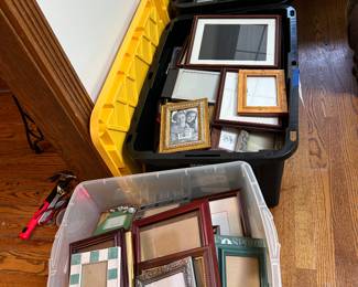 So many picture frames!