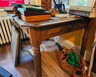 Antique sewing table