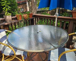 Patio table and two chairs.
