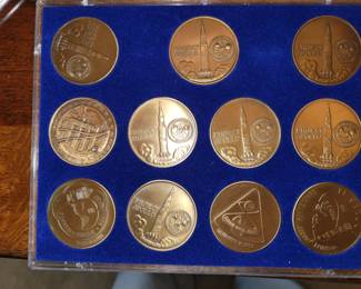Collectible coins
