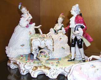 Antique Dresden Figurine "Court Musical Group" - Porcelain and Dresden "lace". Early 1900's. Excellent condition. 
