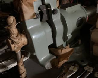 another impressive bench vice- Allied