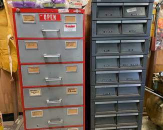 storage bins/tool bins