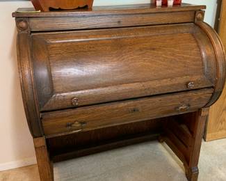 antique petite roll top desk