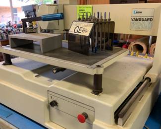 Hermes Vanguard 7200 engraving machine
