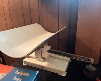 Baby scale