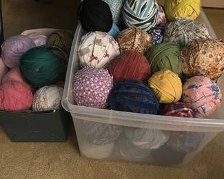 Fabric balls for rag rugs