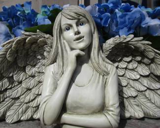 Angel Face Planter