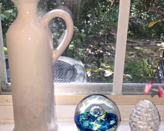 Art glass paperweights