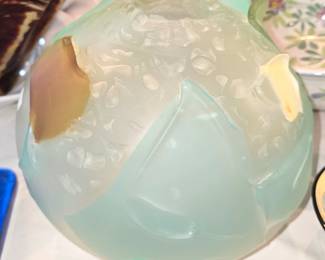 Stunning art glass vase