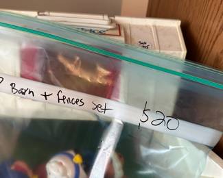 A131 - $20. Fisher Price Barn & Fences set. 