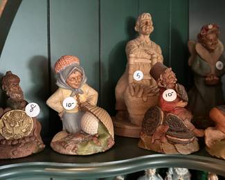 A14 - Tom Clarks Priced Individually. 