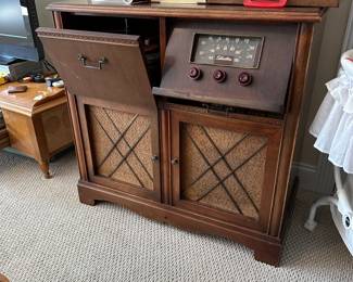 A74 - $50 Silvertone Record Player - Measures 35" wide, 18" deep, 34" tall
