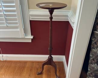A32 - $15 plant stand (has a crack) - measures 12" wide, 38.5" tall