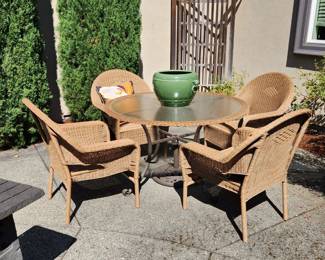 Outdoor Furniture - Rattan Chairs with Metal/Rattan Round Table. 