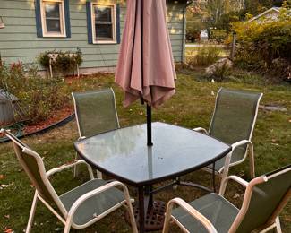 This is a great 7 piece patio set! SUPER sturdy!